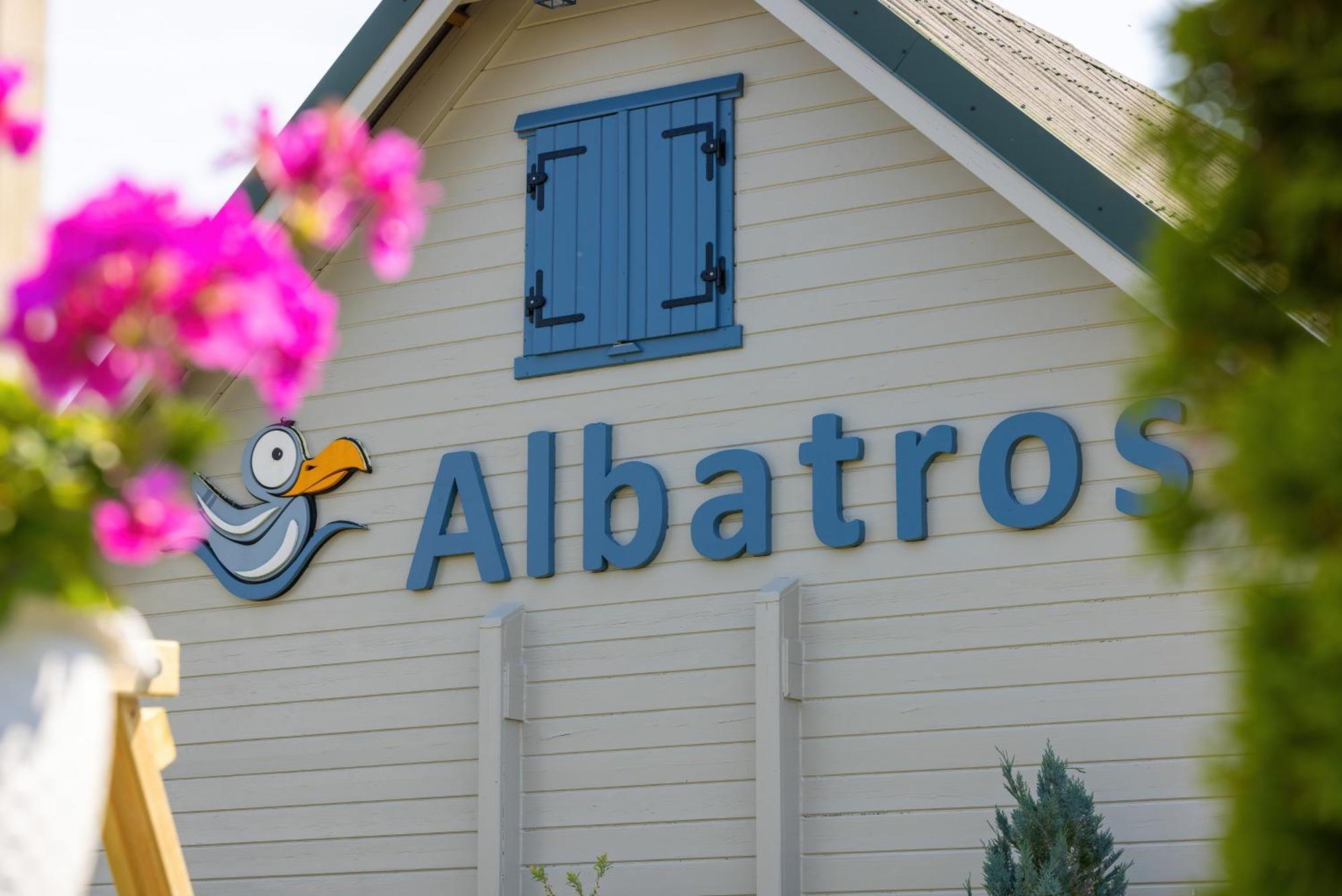 Domki Letniskowe Albatros Rewal Extérieur photo