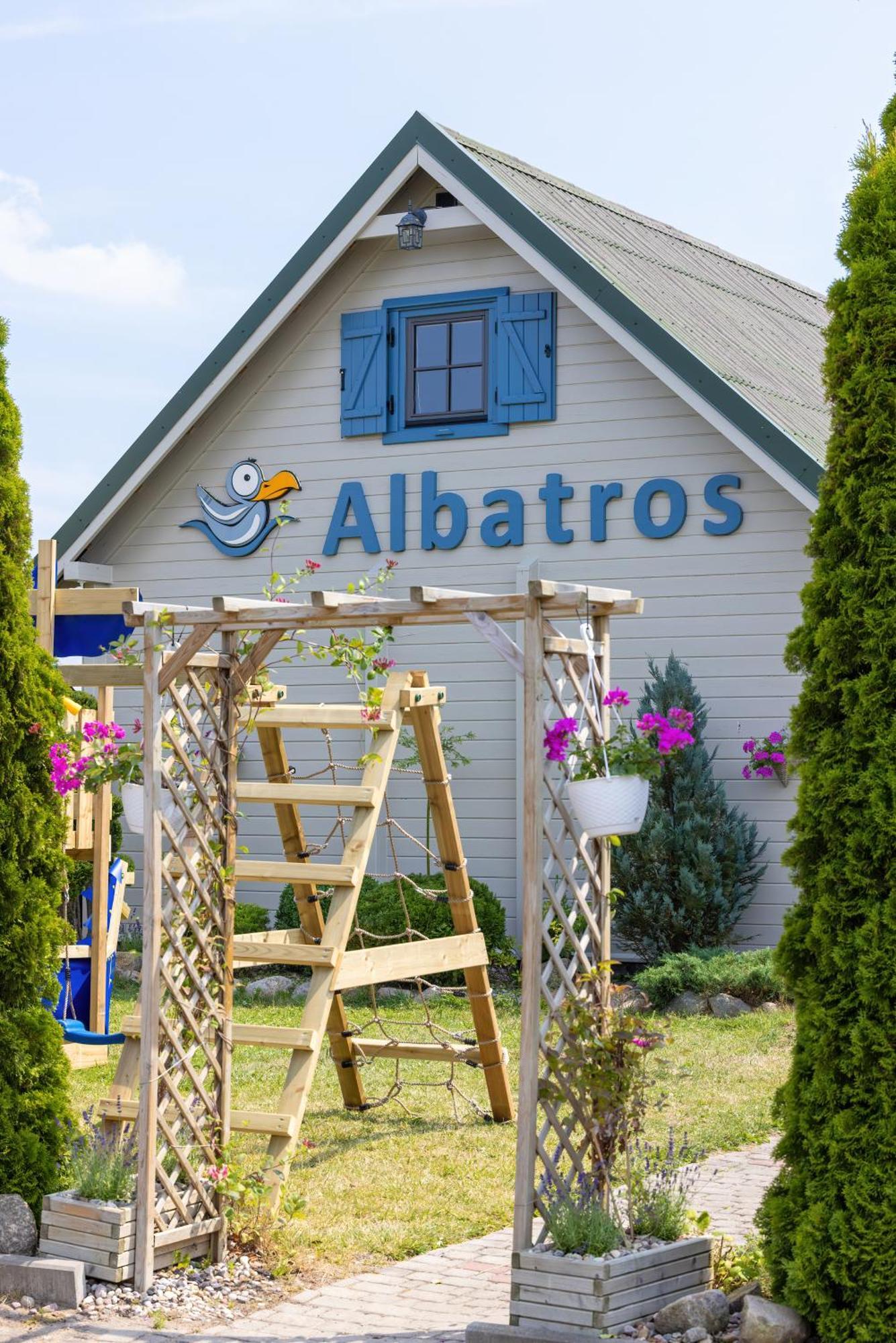 Domki Letniskowe Albatros Rewal Extérieur photo